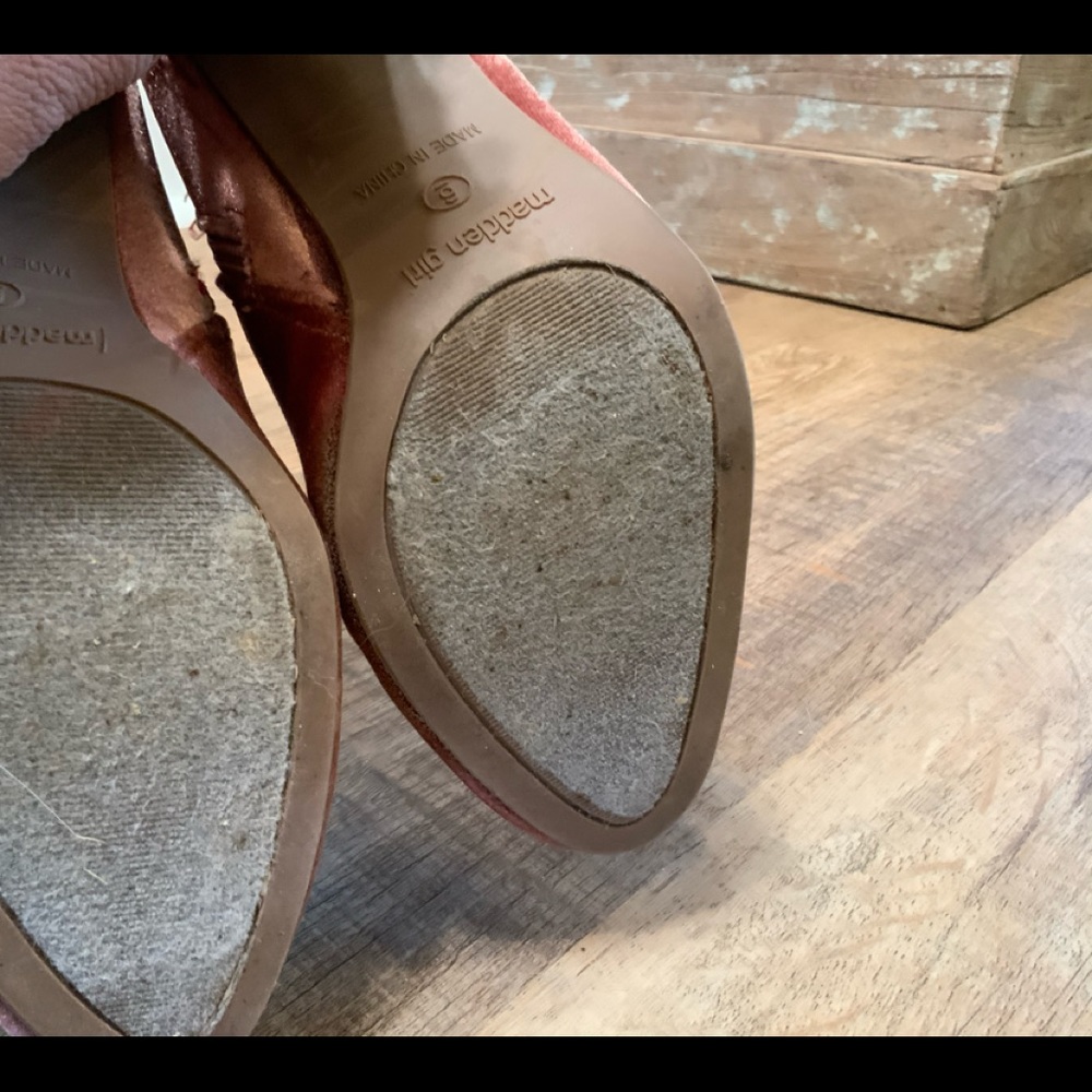 Boots - Picture 3 of 3